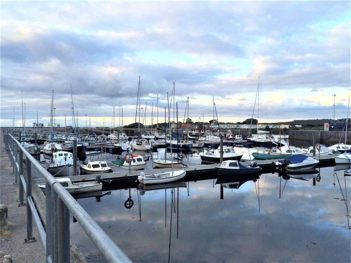 Luxury Apartment Near The Beach In Nairn Scotland Екстер'єр фото